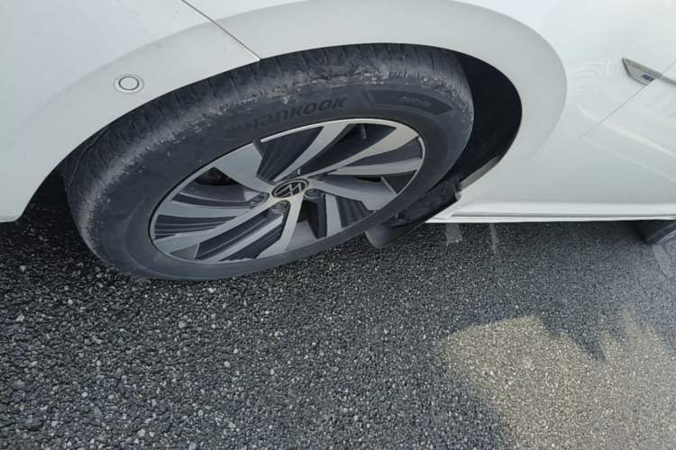 Used Volkswagen Passat New Energy 2022 430 PHEV Hybrid Luxury Edition Left Front Wheel Hub