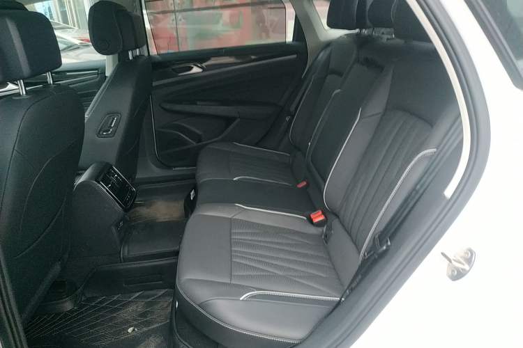 Used Volkswagen Passat New Energy 2022 430 PHEV Hybrid Luxury Edition Left Rear Seat