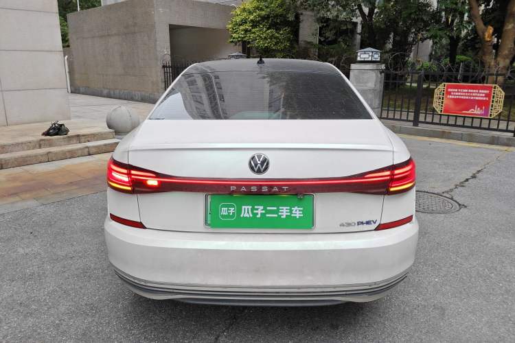 Used Volkswagen Passat New Energy 2022 430 PHEV Hybrid Luxury Edition Rear