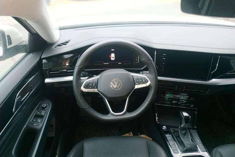 Used Volkswagen Passat New Energy 2022 430 PHEV Hybrid Luxury Edition Steering Wheel