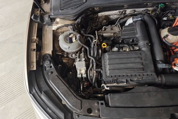 Used Volkswagen Passat New Energy 2022 430 PHEV Hybrid Luxury Edition Engine Bay Right