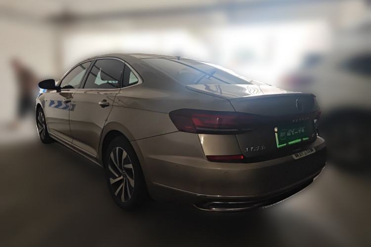 Used Volkswagen Passat New Energy 2022 430 PHEV Hybrid Luxury Edition Rear Left 45 Deg