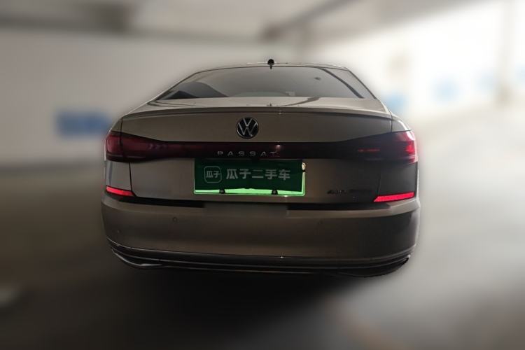 Used Volkswagen Passat New Energy 2022 430 PHEV Hybrid Luxury Edition Rear
