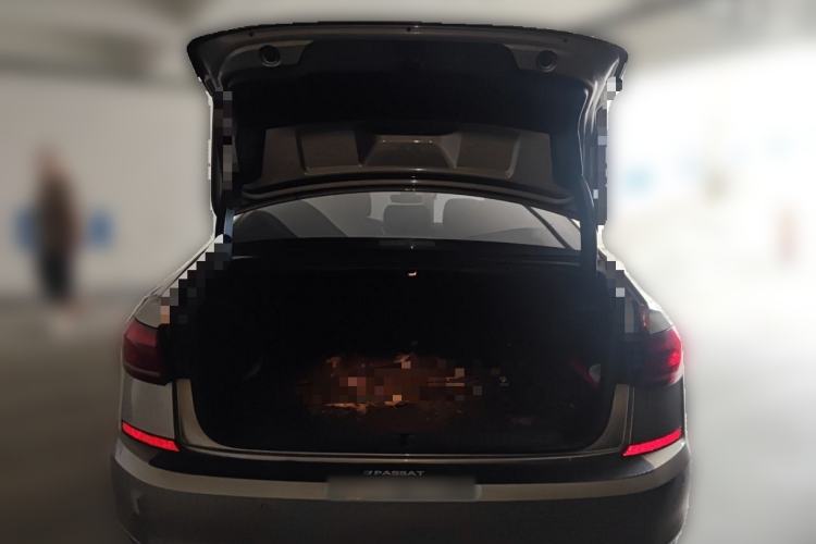 Used Volkswagen Passat New Energy 2022 430 PHEV Hybrid Luxury Edition Trunk