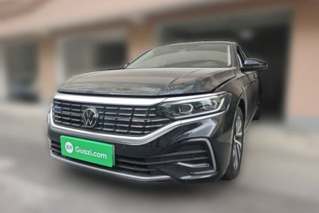 Volkswagen Passat New Energy 2023 430 PHEV Hybrid Luxury Edition usado