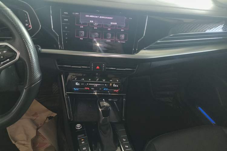 Used Volkswagen Passat New Energy 2023 430 PHEV Hybrid Luxury Edition Audio And AC Panel