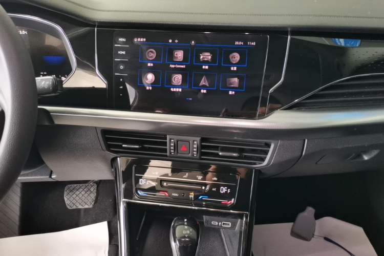 Used Volkswagen Passat New Energy 2023 430 PHEV Hybrid Elite Edition Audio And AC Panel