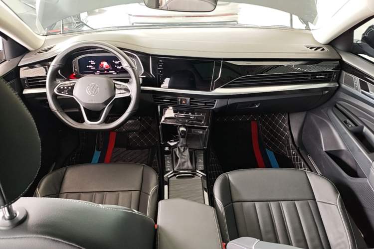 Used Volkswagen Passat New Energy 2023 430 PHEV Hybrid Elite Edition Center Console