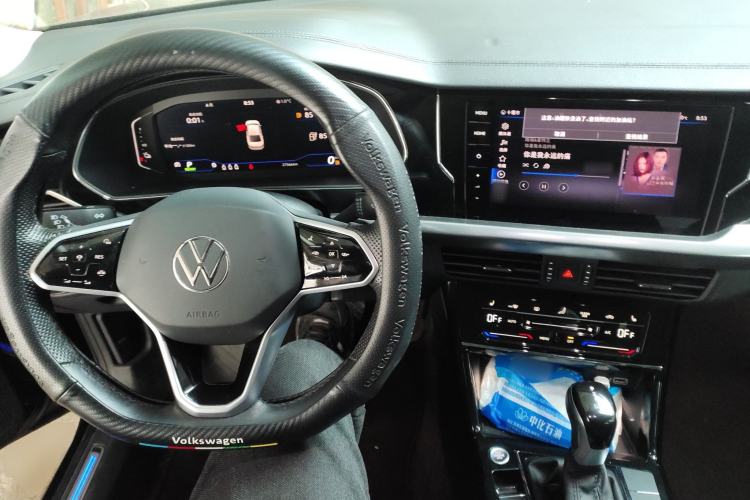 Used Volkswagen Passat New Energy 2023 430 PHEV Hybrid Elite Edition Center Console