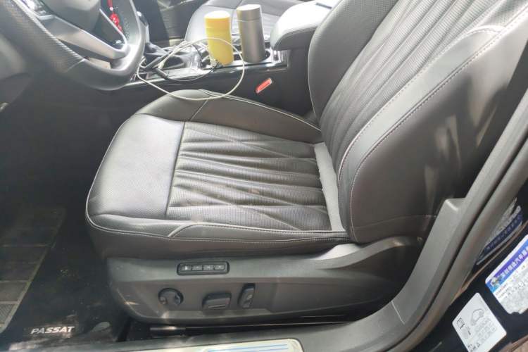 Used Volkswagen Passat New Energy 2023 430 PHEV Hybrid Luxury Edition Driver Seat