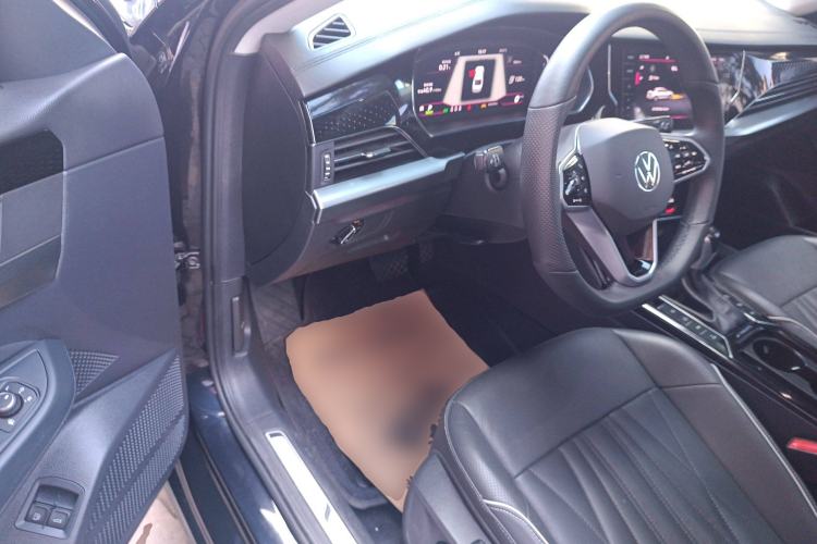 Used Volkswagen Passat New Energy 2023 430 PHEV Hybrid Luxury Edition Driver Seat