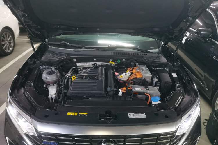 Used Volkswagen Passat New Energy 2023 430 PHEV Hybrid Elite Edition Engine Bay