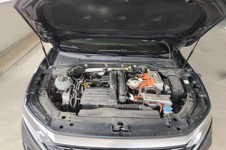 Used Volkswagen Passat New Energy 2023 430 PHEV Hybrid Luxury Edition Engine Bay