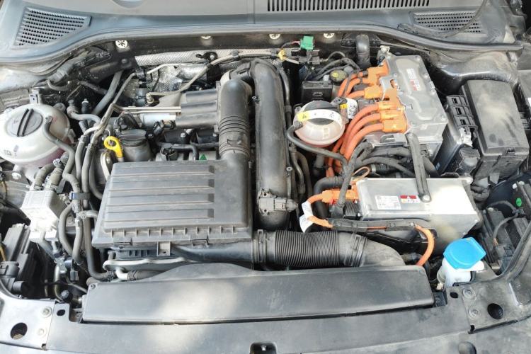 Used Volkswagen Passat New Energy 2023 430 PHEV Hybrid Luxury Edition Engine Bay