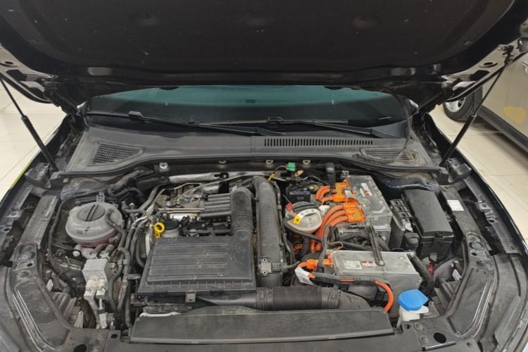 Used Volkswagen Passat New Energy 2023 430 PHEV Hybrid Elite Edition Engine Bay
