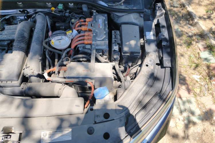Used Volkswagen Passat New Energy 2023 430 PHEV Hybrid Elite Edition Engine Bay Left