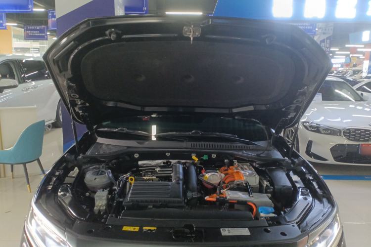 Used Volkswagen Passat New Energy 2023 430 PHEV Hybrid Elite Edition Engine Bay