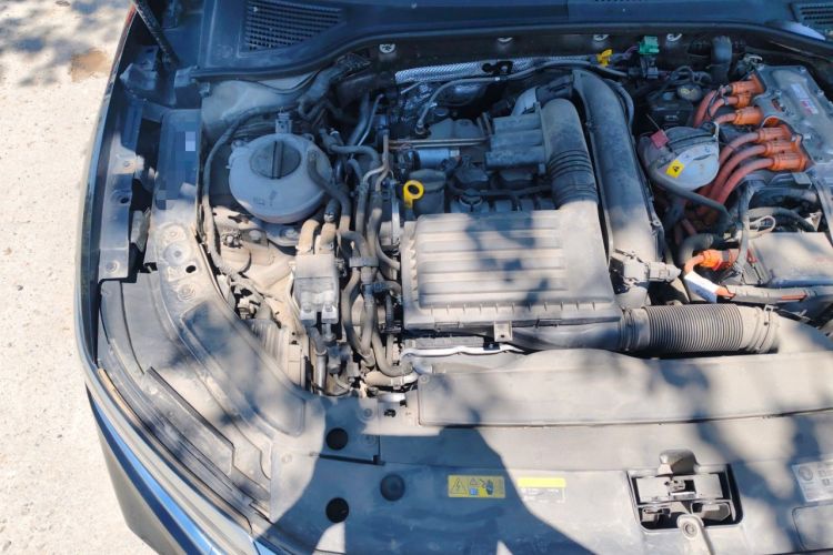 Used Volkswagen Passat New Energy 2023 430 PHEV Hybrid Elite Edition Engine Bay Right