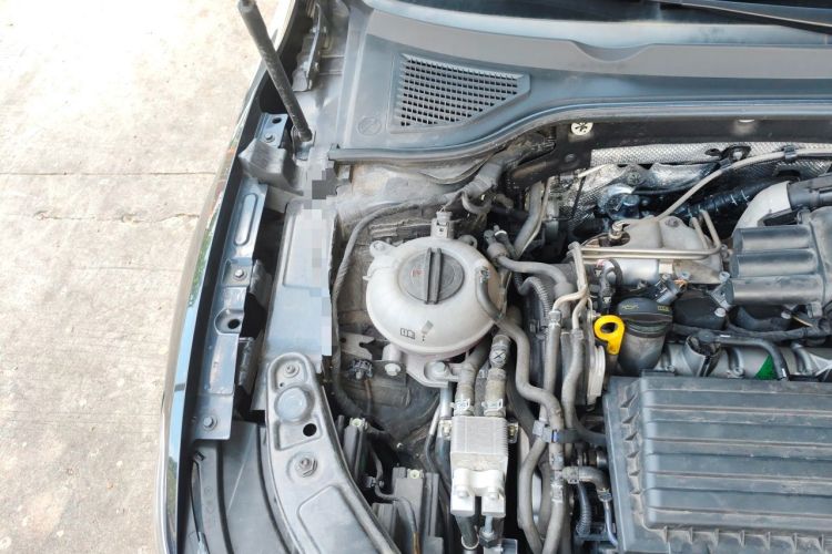 Used Volkswagen Passat New Energy 2023 430 PHEV Hybrid Luxury Edition Engine Bay Right