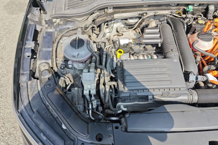 Used Volkswagen Passat New Energy 2023 430 PHEV Hybrid Luxury Edition Engine Bay Right