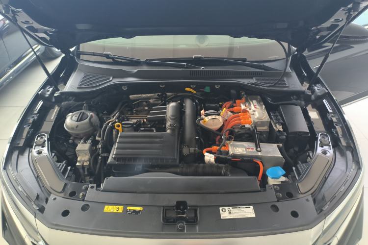 Used Volkswagen Passat New Energy 2023 430 PHEV Hybrid Elite Edition Engine Bay