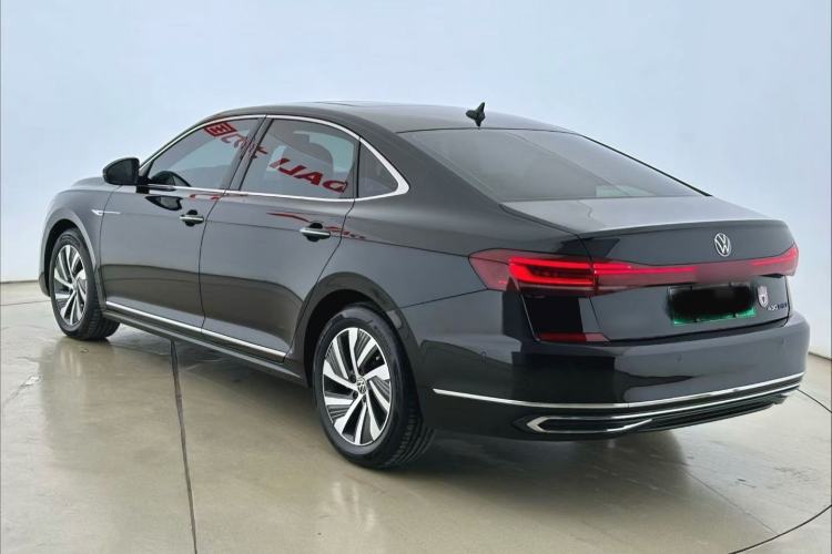 Used Volkswagen Passat New Energy 2023 430 PHEV Hybrid Luxury Edition Exterior 13