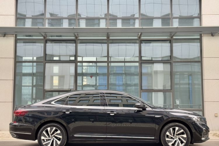 Used Volkswagen Passat New Energy 2023 430 PHEV Hybrid Elite Edition Exterior 2
