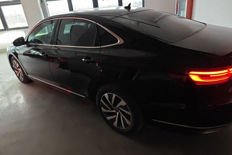 Used Volkswagen Passat New Energy 2023 430 PHEV Hybrid Elite Edition Exterior 3