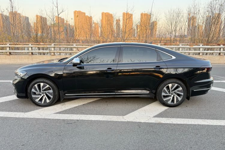 Used Volkswagen Passat New Energy 2023 430 PHEV Hybrid Elite Edition Exterior 8
