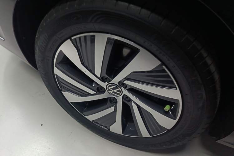 Used Volkswagen Passat New Energy 2023 430 PHEV Hybrid Elite Edition Exterior 8