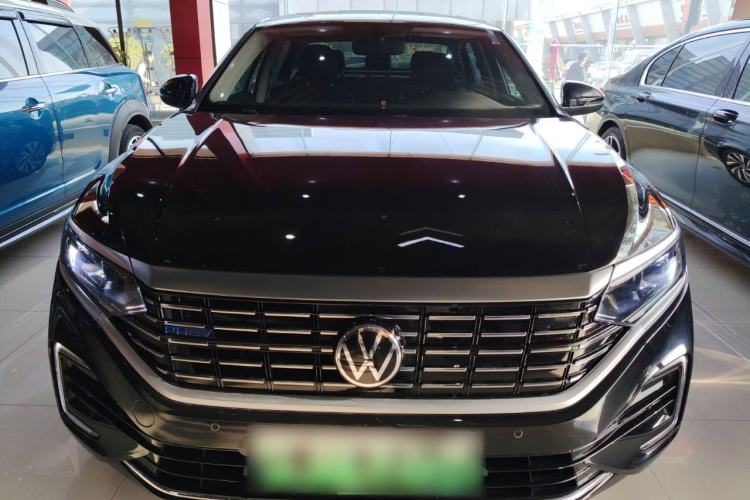 Used Volkswagen Passat New Energy 2023 430 PHEV Hybrid Elite Edition Front