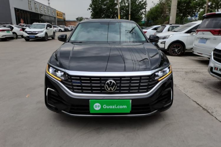 Used Volkswagen Passat New Energy 2023 430 PHEV Hybrid Luxury Edition Front