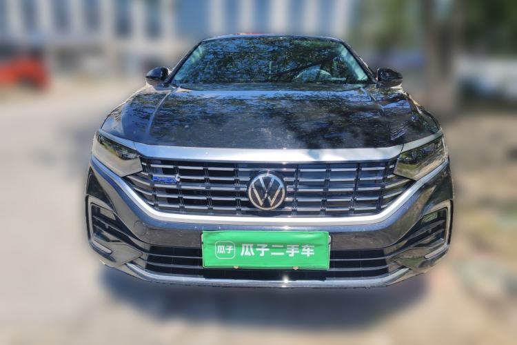 Used Volkswagen Passat New Energy 2023 430 PHEV Hybrid Elite Edition Front
