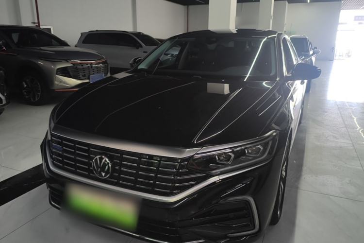 Used Volkswagen Passat New Energy 2023 430 PHEV Hybrid Luxury Edition Front