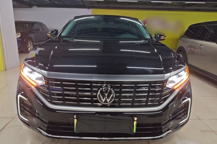 Used Volkswagen Passat New Energy 2023 430 PHEV Hybrid Elite Edition Front