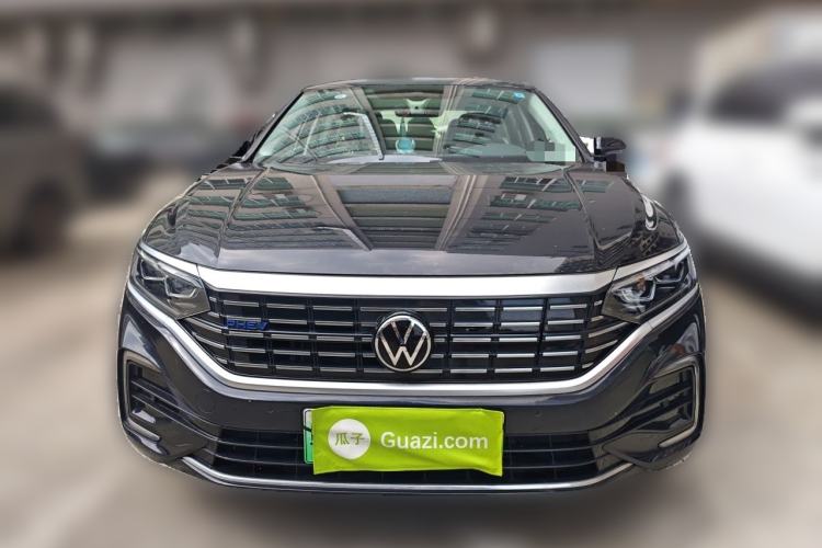 Used Volkswagen Passat New Energy 2023 430 PHEV Hybrid Luxury Edition Front