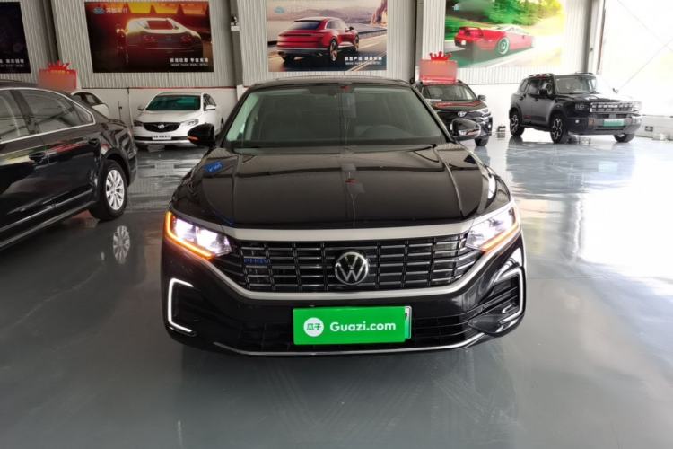 Used Volkswagen Passat New Energy 2023 430 PHEV Hybrid Elite Edition Front