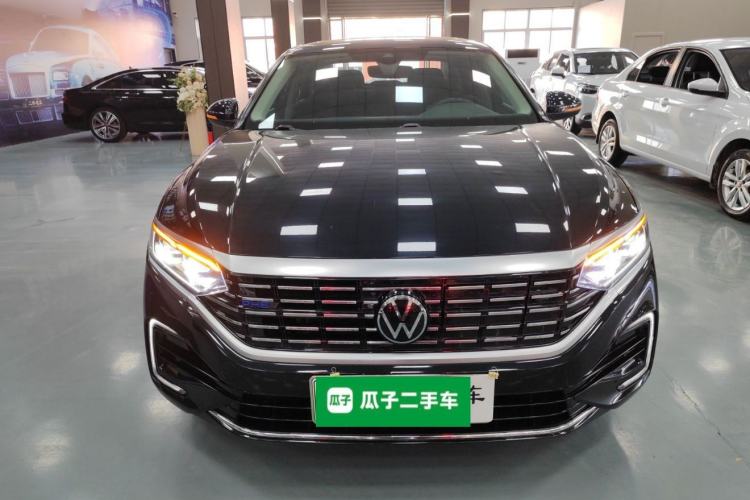Used Volkswagen Passat New Energy 2023 430 PHEV Hybrid Luxury Edition Front