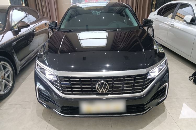 Used Volkswagen Passat New Energy 2023 430 PHEV Hybrid Luxury Edition Front
