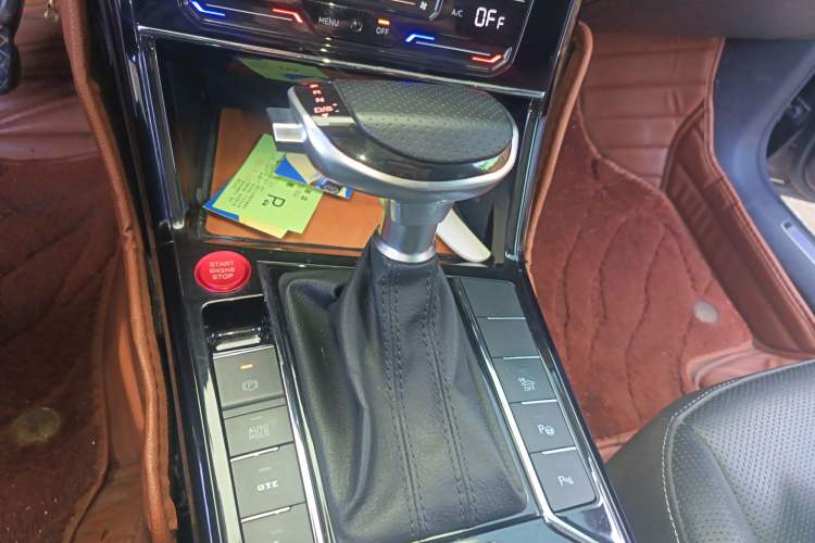 Used Volkswagen Passat New Energy 2023 430 PHEV Hybrid Luxury Edition Gear Lever
