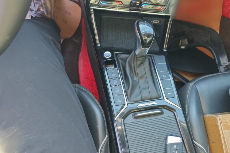 Used Volkswagen Passat New Energy 2023 430 PHEV Hybrid Elite Edition Gear Lever