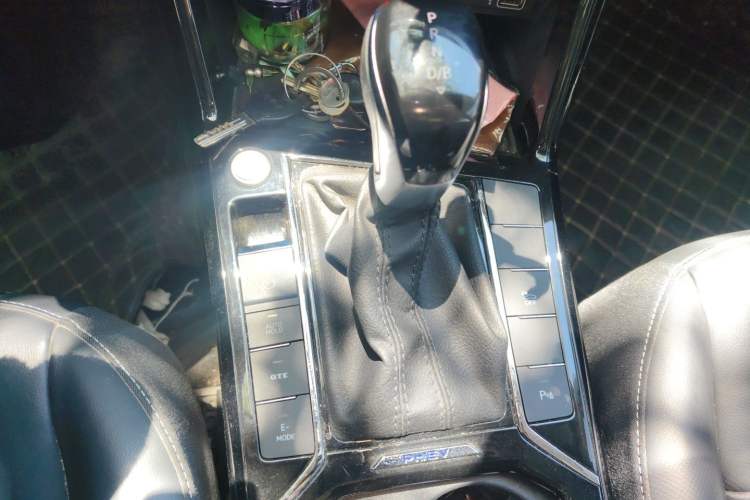 Used Volkswagen Passat New Energy 2023 430 PHEV Hybrid Elite Edition Gear Lever