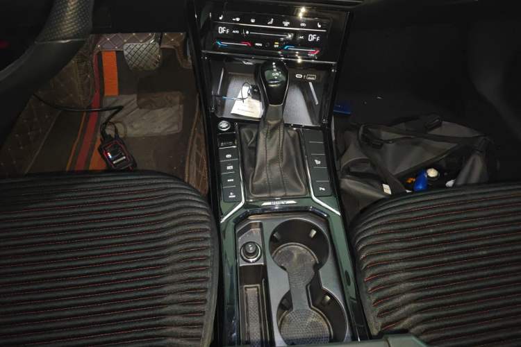 Used Volkswagen Passat New Energy 2023 430 PHEV Hybrid Elite Edition Gear Lever