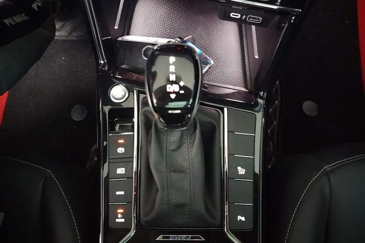 Used Volkswagen Passat New Energy 2023 430 PHEV Hybrid Elite Edition Gear Lever