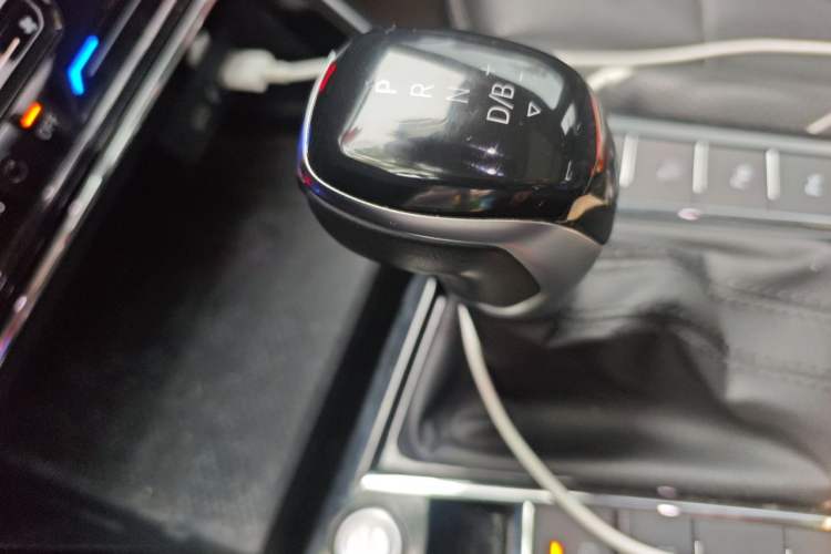 Used Volkswagen Passat New Energy 2023 430 PHEV Hybrid Luxury Edition Gear Lever