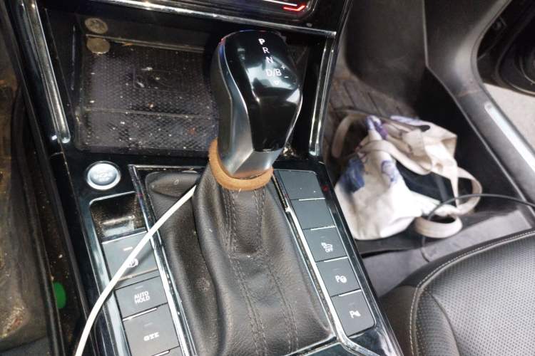 Used Volkswagen Passat New Energy 2023 430 PHEV Hybrid Luxury Edition Gear Lever