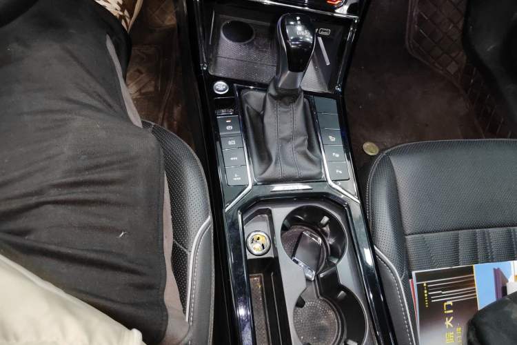 Used Volkswagen Passat New Energy 2023 430 PHEV Hybrid Luxury Edition Gear Lever