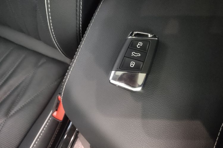 Used Volkswagen Passat New Energy 2023 430 PHEV Hybrid Luxury Edition Interior 1