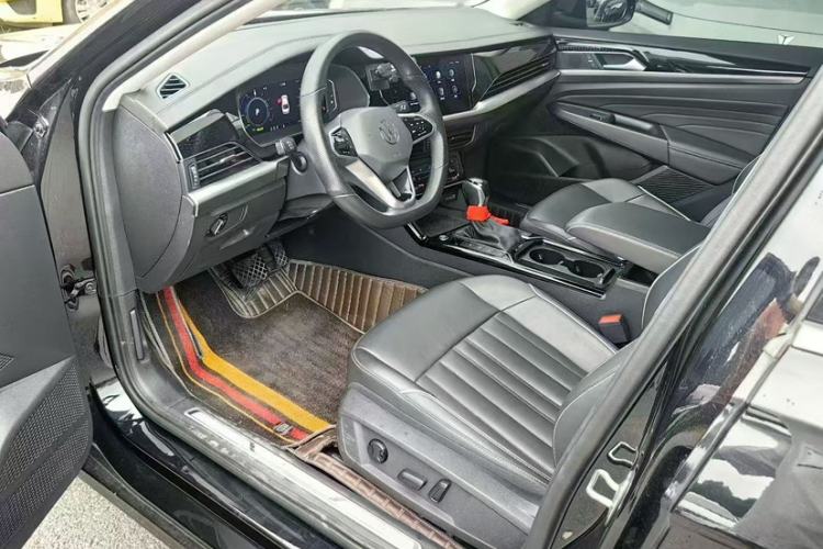 Used Volkswagen Passat New Energy 2023 430 PHEV Hybrid Elite Edition Interior 2