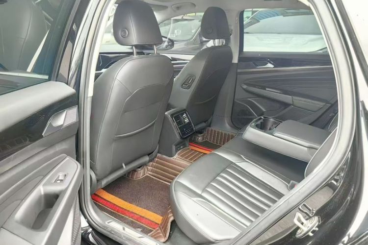 Used Volkswagen Passat New Energy 2023 430 PHEV Hybrid Elite Edition Interior 4